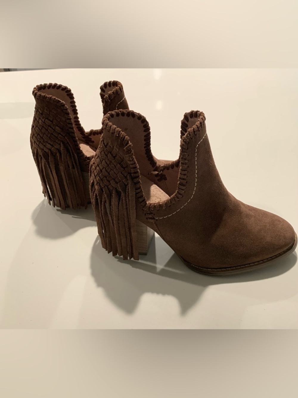 Ariat Unbridled Lily Fringe Brown Suede Ankle Boots, Western Booties, Sz 6.5